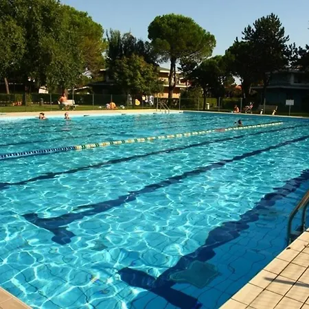 House With Balcony And Swimming Pool Apartment Bibione