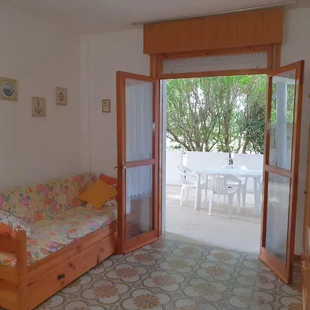 House With Balcony And Swimming Pool Apartment Bibione
